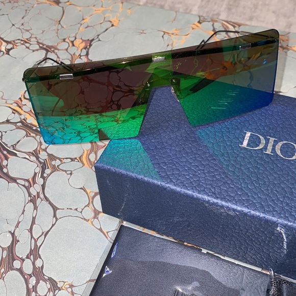 Dior shields sunglasses - Picture 4 of 5